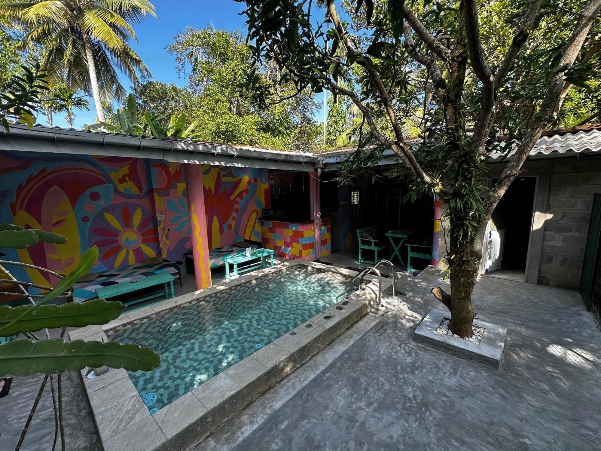 Cycling Backpacker Hostel & Cafe 乌纳瓦图纳 外观 照片